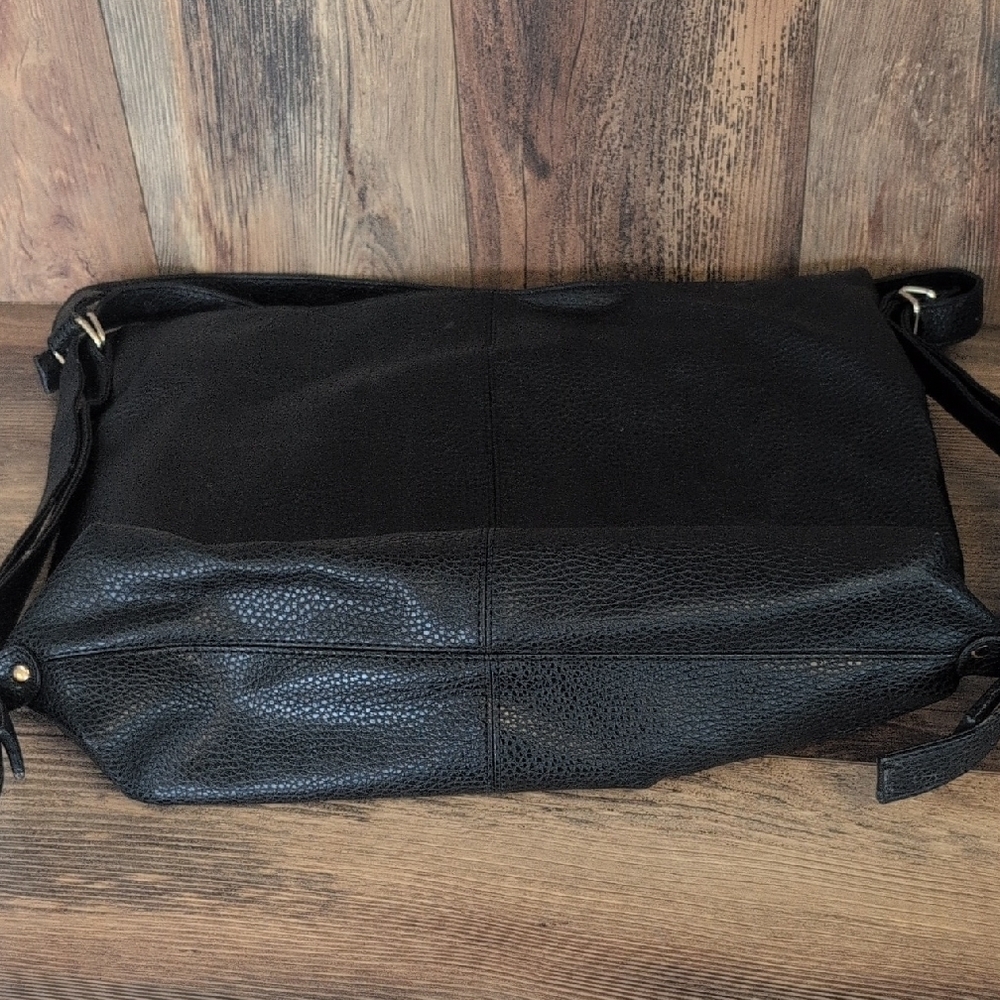 Fresh + Floral 2-n-1 Backpack Tote Black Textured Large Bag NWT - Picture 7 of 7